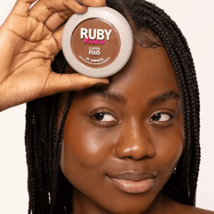 PO COMPACTO SUPER FIXO RUBY KISSES 350 AC HIALURÔNICO E VIT E